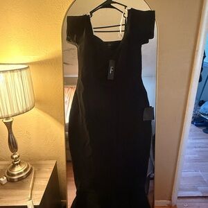 Lulu's Black Sheath Maxi Dress with Square Neck